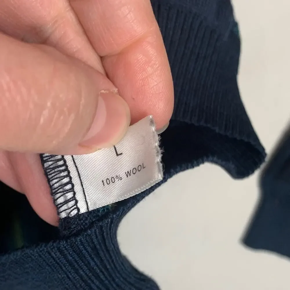 St Croix Men's large wool vintage Blue stripe Sweater flaw read